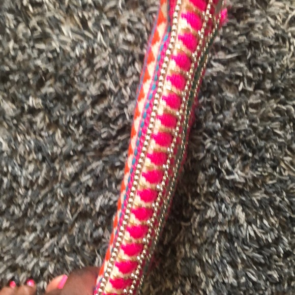 Express Pink Fringe Clutch - Picture 11 of 12